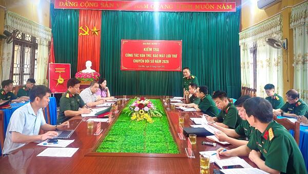 Quân khu 1 kiểm tra công tác văn thư, bảo mật lưu trữ và chuyển đổi số năm 2026 tại xã Kiên Mộc