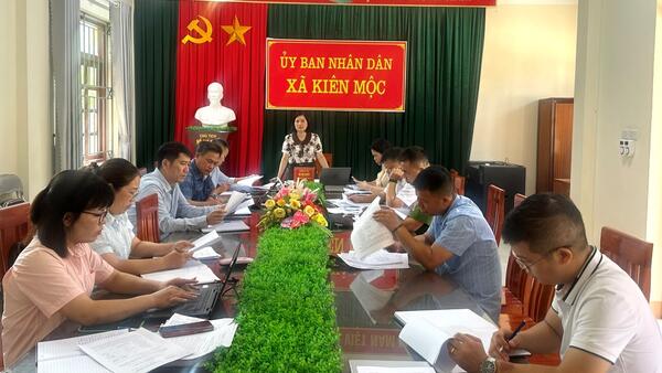 Ban Kinh tế - Ngân sách HĐND xã Kiên Mộc giám sát Phòng Kinh tế về chuyên đề công tác chuẩn bị đầu tư một số công trình dự án sử dụng vốn đầu tư công năm 2026