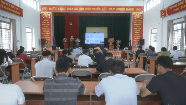 Hội nghị cập nhật kiến thức, kỹ năng số cho tổ công nghệ số cộng đồng và đồng bào dân tộc thiểu số