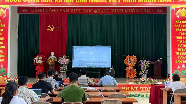 XÃ KIÊN MỘC DỰ HỘI NGHỊ TRỰC TUYẾN VỀ TĂNG CƯỜNG ĐẨY MẠNH CÔNG TÁC ĐO ĐẠC, LẬP BẢN ĐỒ ĐỊA CHÍNH, HỒ SƠ ĐỊA CHÍNH TRÊN ĐỊA BÀN TỈNH