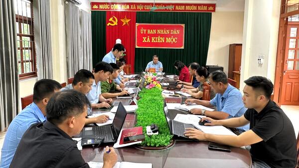 UBND XÃ HỌP PHIÊN THƯỜNG KỲ THÁNG 5 NĂM 2026