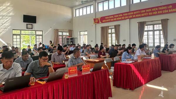 UBND xã Kiên Mộc tổ chức Hội nghị tập huấn ứng dụng phần mềm trợ lý trí tuệ nhân tạo MISA OneAI trong quản lý chính quyền thông minh năm 2026