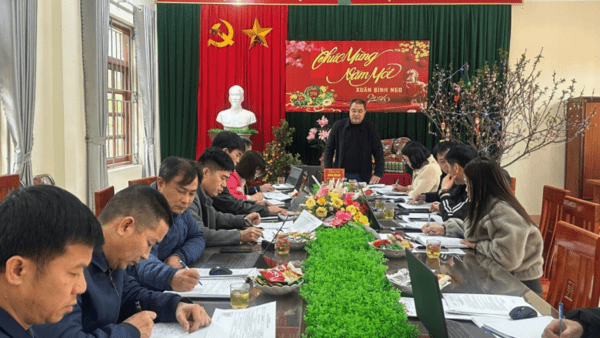 Phiên họp thường kỳ UBND xã Kiên Mộc tháng 02 năm 2026