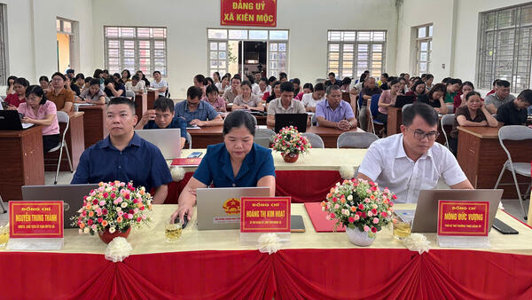 Xã Kiên Mộc dự hội nghị toàn quốc nghiên cứu, học tập, quán triệt và triển khai thực hiện Nghị quyết Hội nghị lần thứ ba Ban Chấp hành Trung ương Đảng khóa XIV