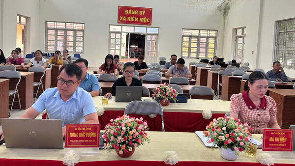 Xã Kiên Mộc tham dự hội nghị tập huấn triển khai thủ tục hành chính của Đảng trên môi trường điện tử, giai đoạn 2